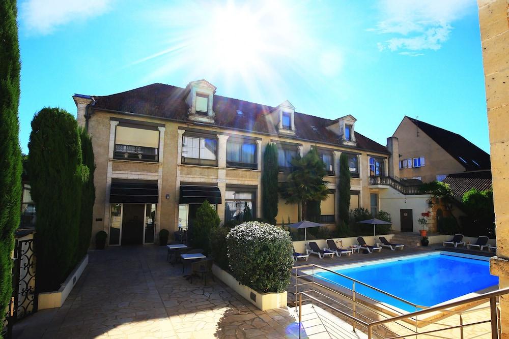 Hotel Le Renoir Sarlat-la-Canéda Exterior photo