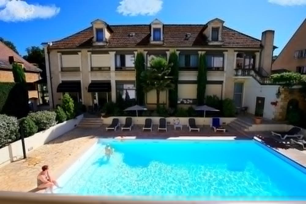 Hotel Le Renoir Sarlat-la-Canéda Exterior photo